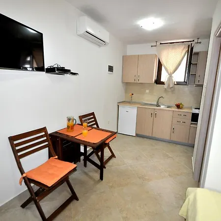 Alba Thassos Apartment Kinira