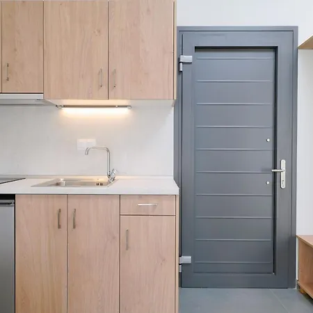 Pine Suites Apartament Potos